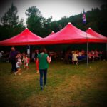 Una delle tante feste organizzate. Tutto in malora senza corrente elettrica