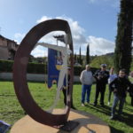 L’inaugurazione dell’opera d’arte realizzata da Viola Granucci