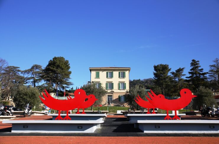 Meyer esterno alta risoluzione