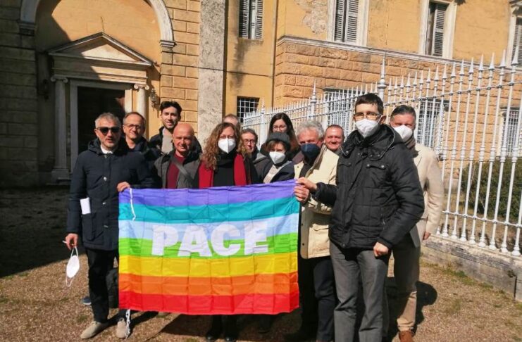 Consiglio comunale Castelnuovo Berardenga_bandiera pace