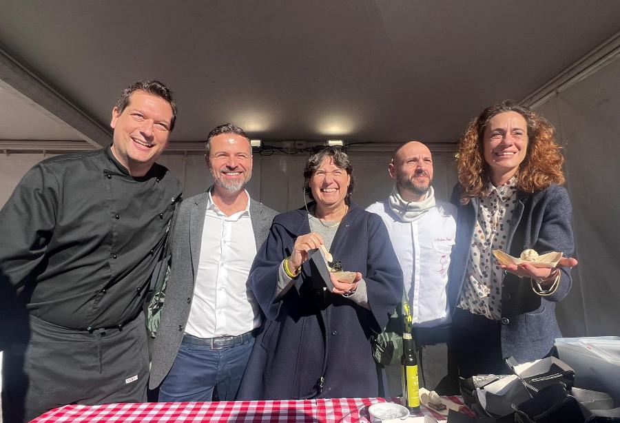 PrimOlio, edizione record a Bagno a Ripoli in 10mila in due giorni alla festa dell'olio novo PrimOlio, edizione record a Bagno a Ripoli in 10mila in due giorni alla festa dell'olio novo